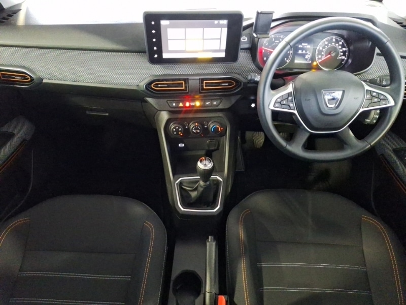 Used Dacia Sandero Stepway 2022 for sale - 77299603: Photo 2