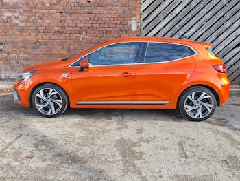 Used Renault Clio 2022 for sale - 76721658: Photo