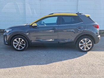 Used Kia Stonic 2023 for sale - 77837969: Photo