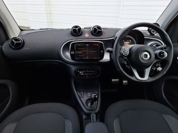 Used smart fortwo 2022 for sale - 78848423: Photo