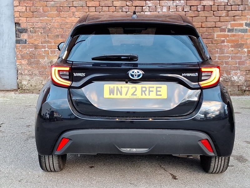 Used Toyota Yaris 2022 for sale - 77090480: Photo 13