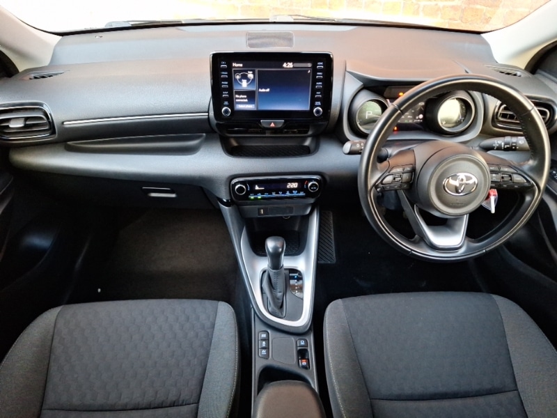 Used Toyota Yaris 2022 for sale - 77090480: Photo 2