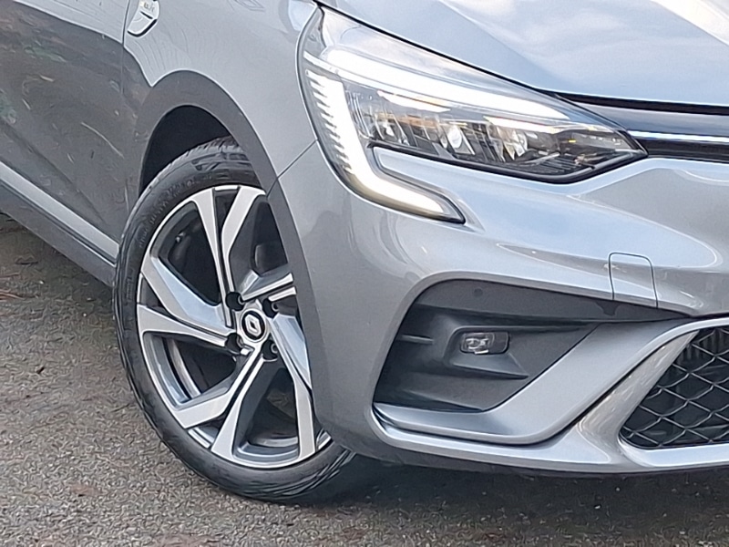 Used Renault Clio 2023 for sale - 76834473: Photo 9