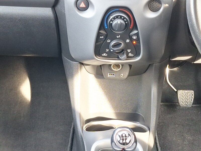 Used Toyota AYGO 2018 for sale - 78164199: Photo 11