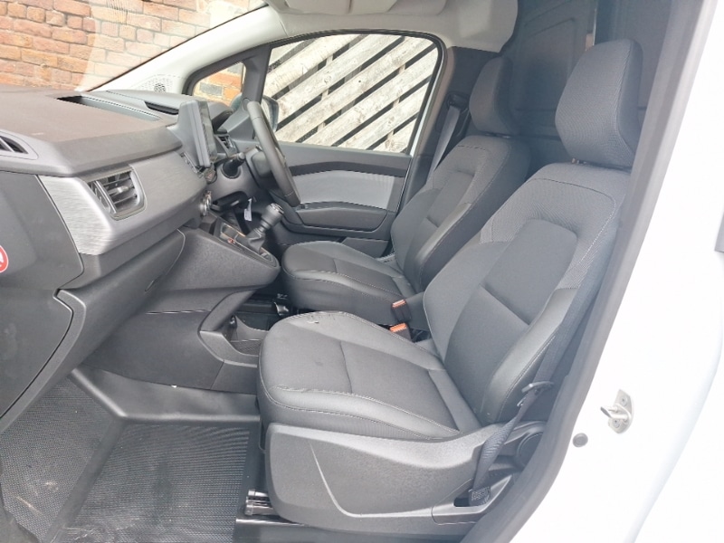 Used Renault Kangoo 2025 for sale - 76506920: Photo 5