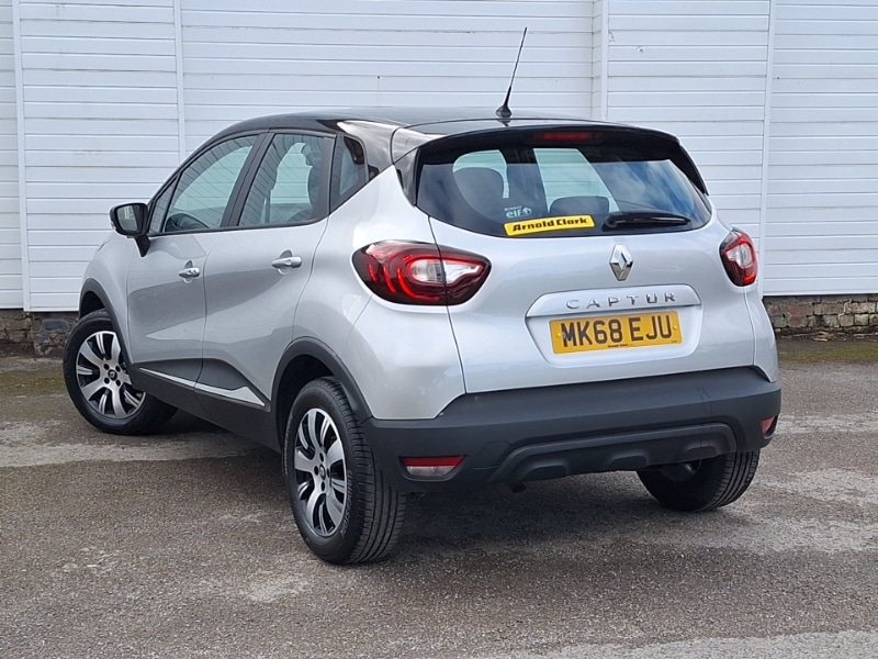 Used Renault Captur 2018 for sale - 77908372: Photo 3