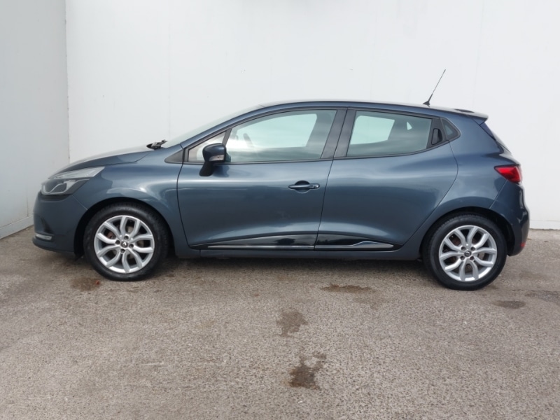 Used Renault Clio 2018 for sale - 77660886: Photo 4