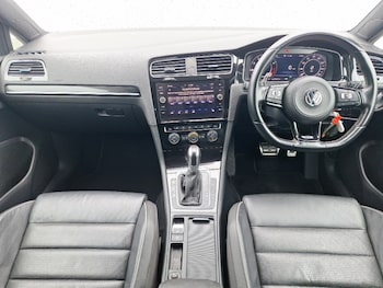 Used Volkswagen Golf 2018 for sale - 79414804: Photo