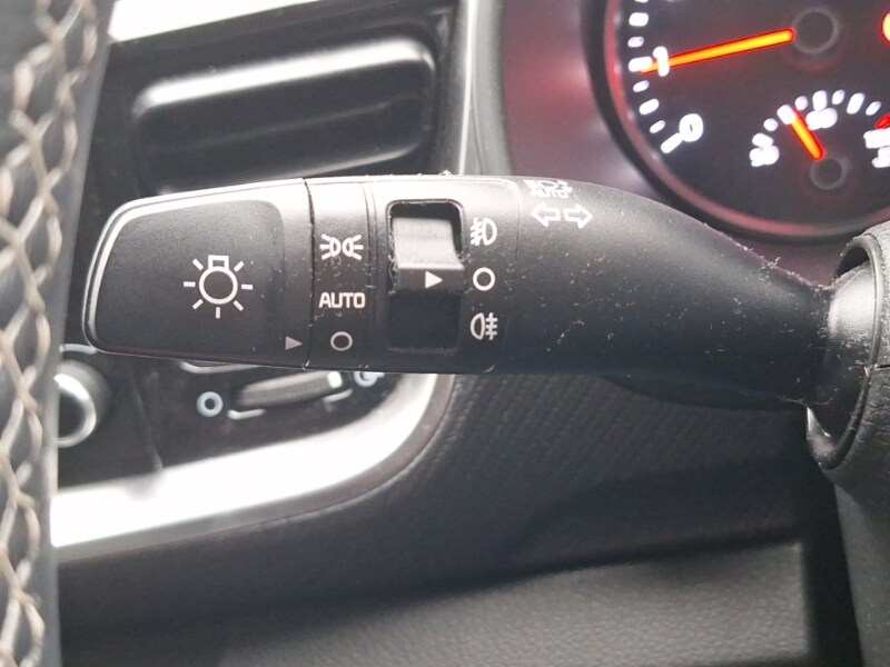 Used Kia Stonic 2023 for sale - 76165714: Photo 16