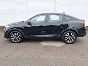 Used Renault Arkana 2023 for sale - 77689760: Photo