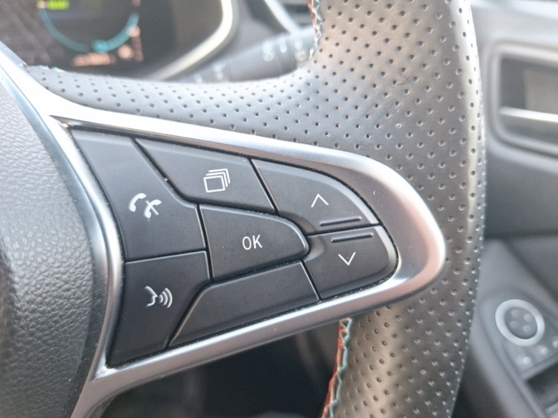 Used Renault Clio 2023 for sale - 76779744: Photo 14