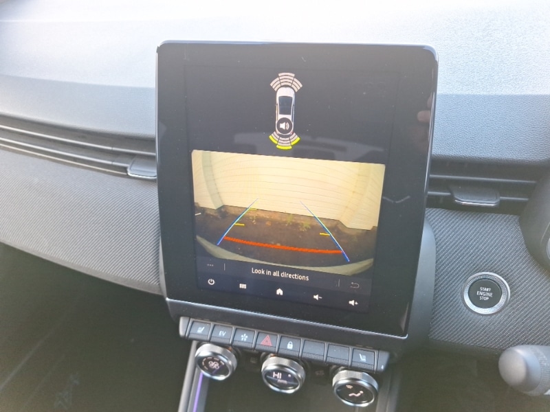 Used Renault Clio 2023 for sale - 76779744: Photo 17