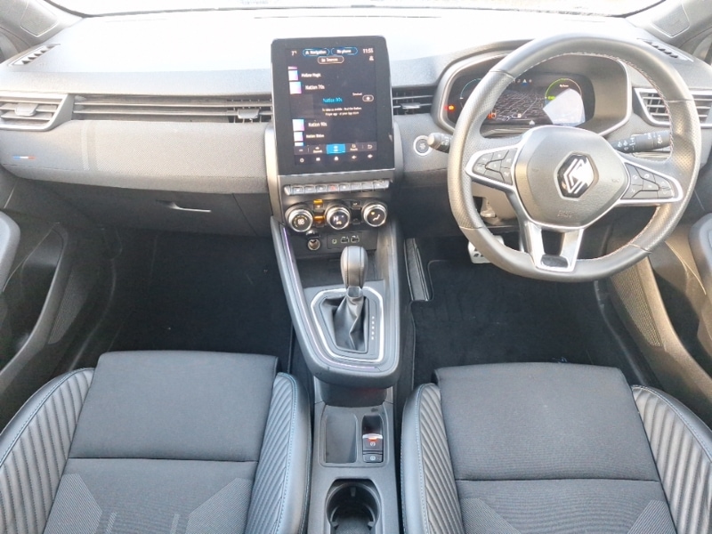 Used Renault Clio 2023 for sale - 76779744: Photo 2