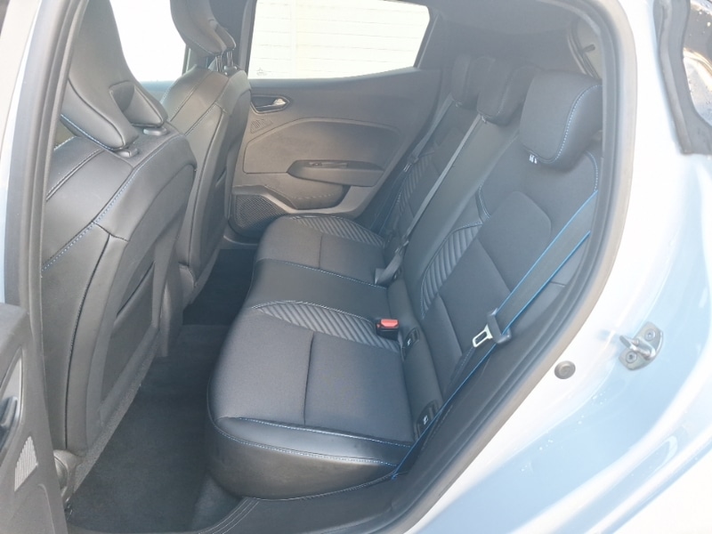 Used Renault Clio 2023 for sale - 76779744: Photo 6