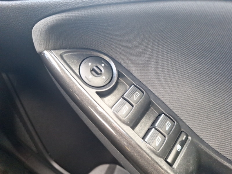 Used Ford Focus 2017 for sale - 76779735: Photo 13