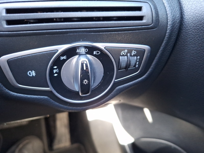 Used Mercedes-Benz C Class 2016 for sale - 77837980: Photo 14