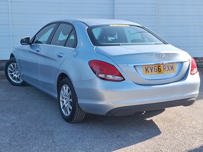 Used Mercedes-Benz C Class 2016 for sale - 77837980: Photo 3