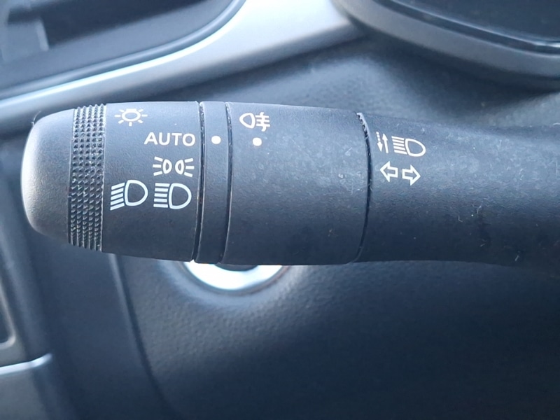 Used Renault Captur 2023 for sale - 76704780: Photo 16