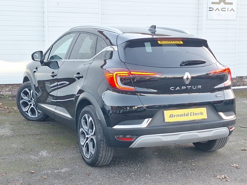 Used Renault Captur 2023 for sale - 76704780: Photo 3