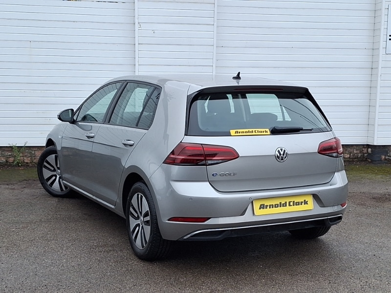 Used Volkswagen Golf 2019 for sale - 77596920: Photo 3