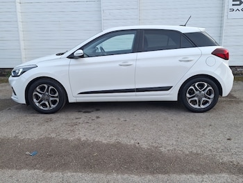 Used Hyundai i20 2019 for sale - 77694854: Photo