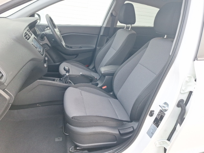 Used Hyundai i20 2019 for sale - 77694854: Photo 5