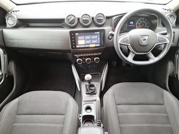 Used Dacia Duster 2022 for sale - 77318815: Photo