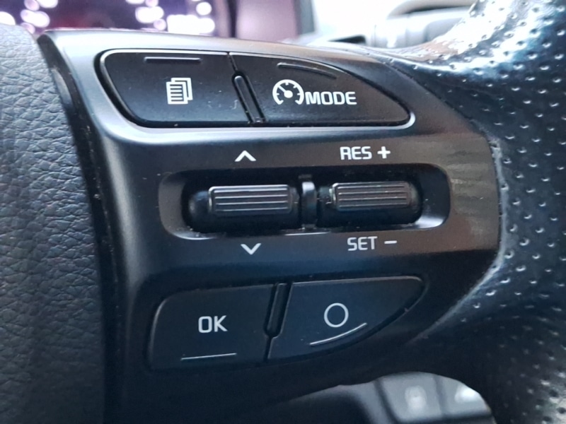 Used Kia Stonic 2018 for sale - 76471460: Photo 13