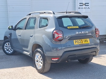 Used Dacia Duster 2023 for sale - 78355686: Photo