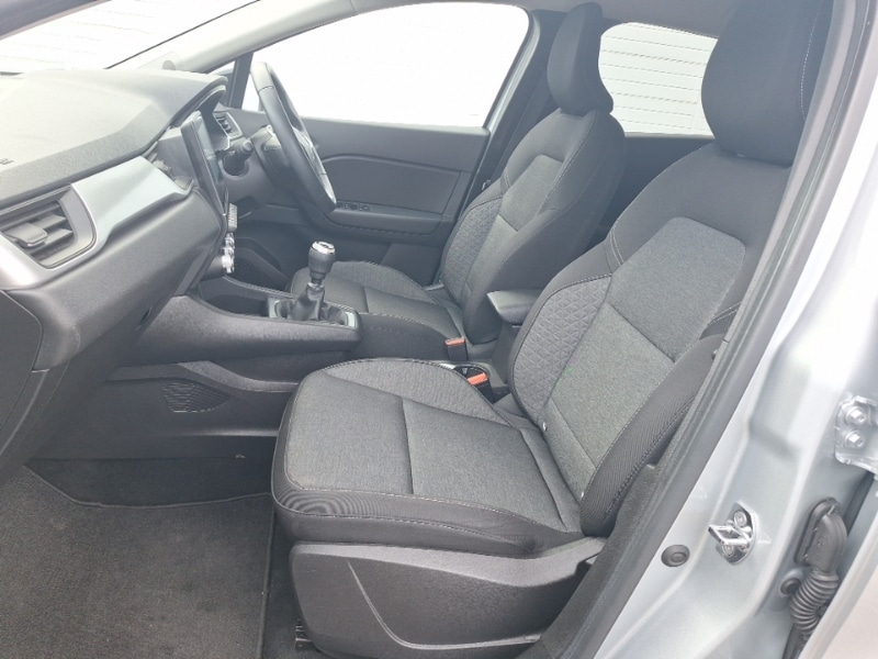 Used Renault Captur 2022 for sale - 77964008: Photo 5