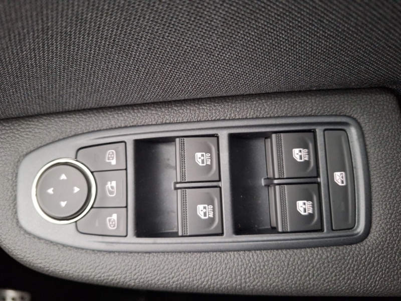 Used Renault Clio 2025 for sale - 77034810: Photo 15