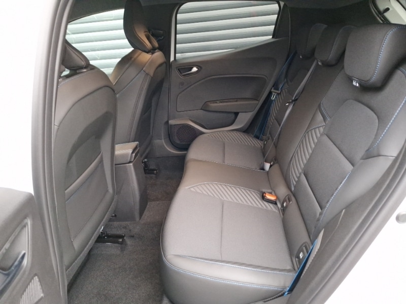 Used Renault Clio 2025 for sale - 77034810: Photo 6