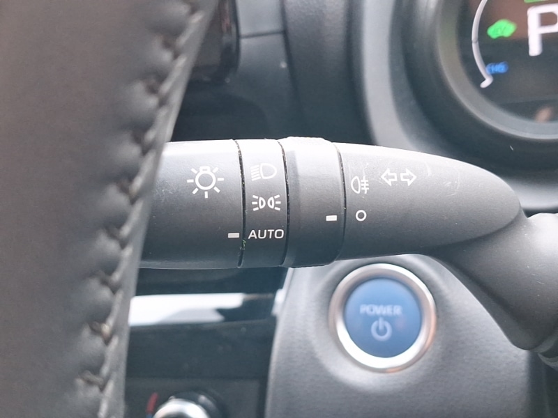 Used Toyota Yaris Cross 2022 for sale - 76408080: Photo 16