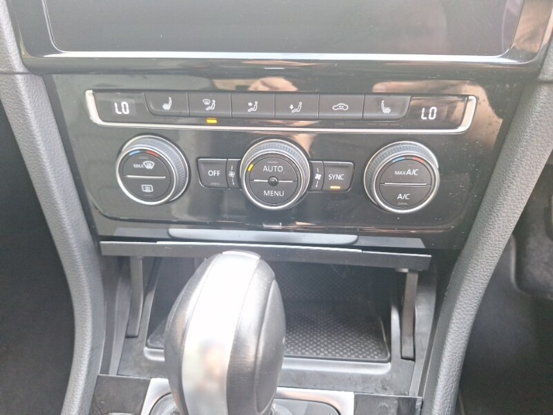 Used Volkswagen Golf 2020 for sale - 76860770: Photo 12