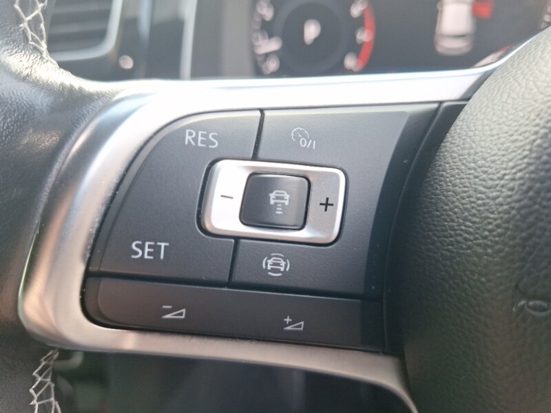 Used Volkswagen Golf 2020 for sale - 76860770: Photo 13