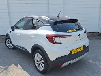 Used Renault Captur 2020 for sale - 79513722: Photo