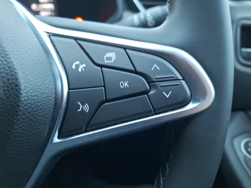 Used Renault Clio 2024 for sale - 77325115: Photo 14