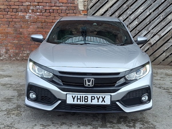 Used Honda Civic 2018 for sale - 76208153: Photo 12