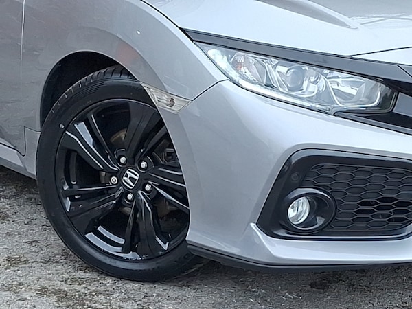 Used Honda Civic 2018 for sale - 76208153: Photo 9