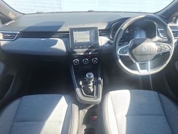 Used Renault Clio 2025 for sale - 79231356: Photo