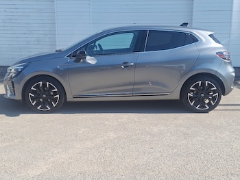 Used Renault Clio 2025 for sale - 79231356: Photo