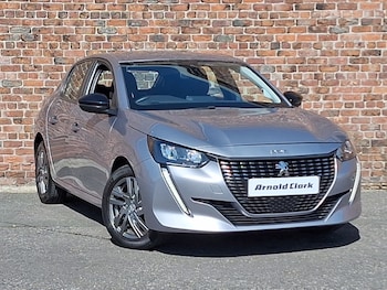 Peugeot - 208