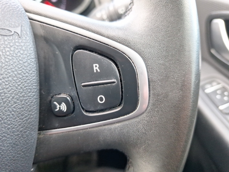 Used Renault Clio 2018 for sale - 76795454: Photo 14