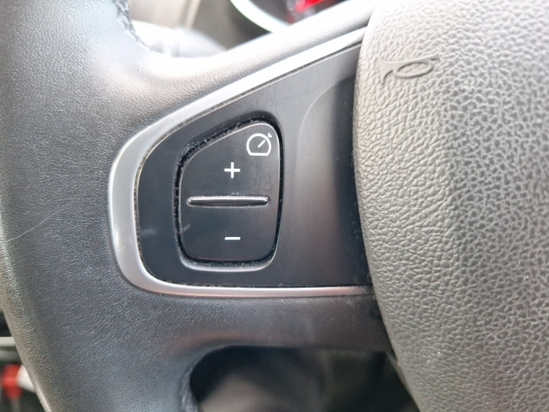 Used Renault Clio 2018 for sale - 76795454: Photo 15