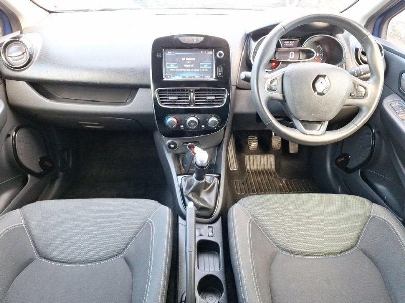 Used Renault Clio 2018 for sale - 76795454: Photo 2