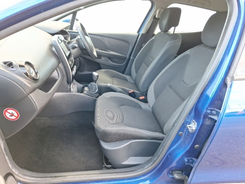 Used Renault Clio 2018 for sale - 76795454: Photo 5