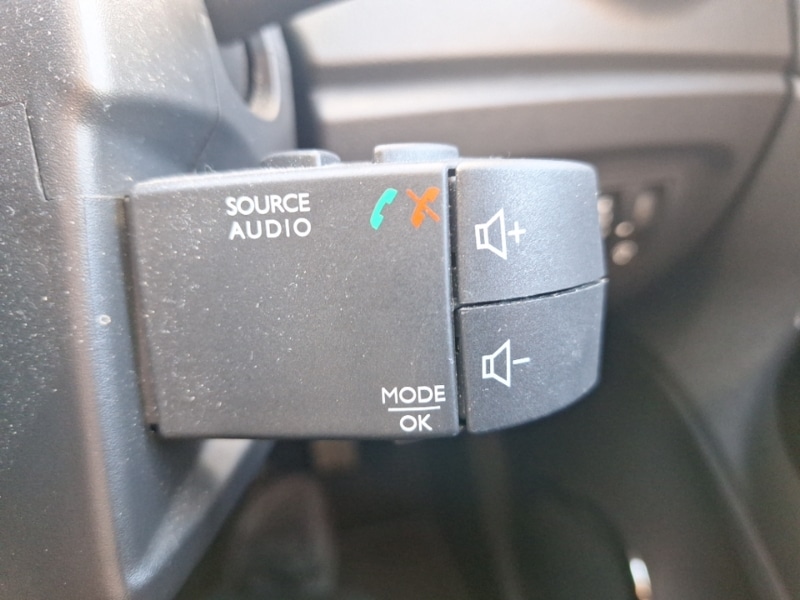 Used Renault Captur 2017 for sale - 77004811: Photo 16