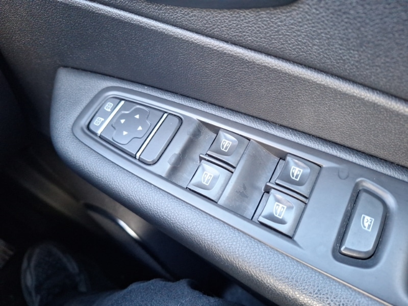 Used Renault Captur 2019 for sale - 76779734: Photo 13