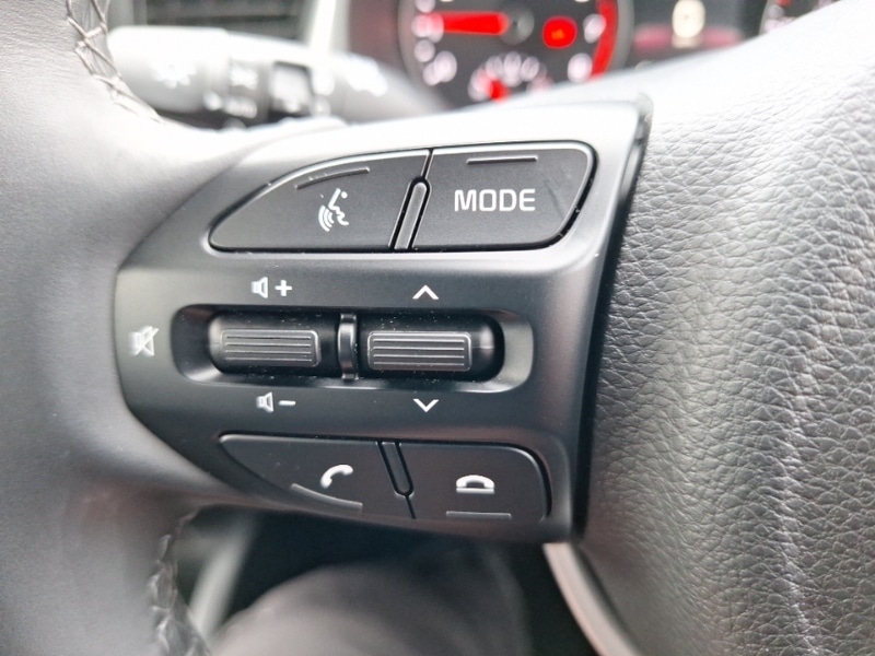 Used Kia Stonic 2023 for sale - 77548932: Photo 16