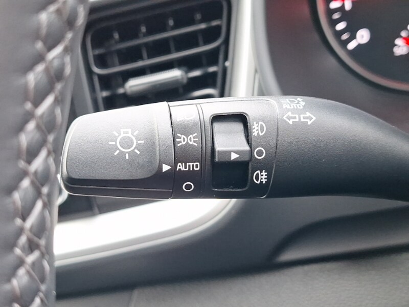 Used Kia Stonic 2023 for sale - 77548932: Photo 17